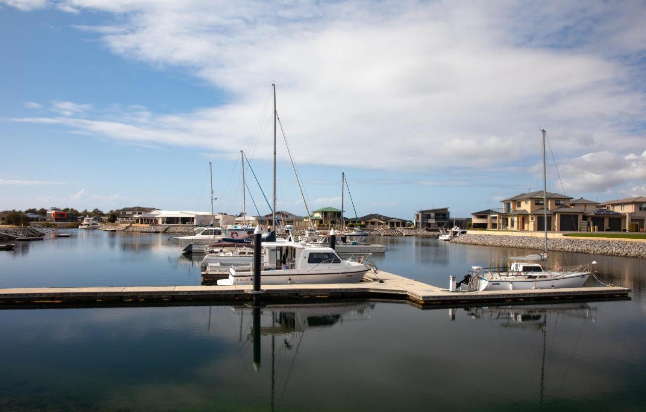Modra'S Apartments Tumby Bay Exteriör bild