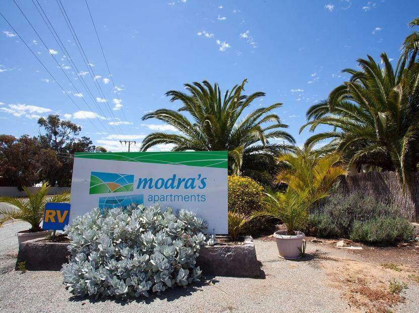 Modra'S Apartments Tumby Bay Exteriör bild