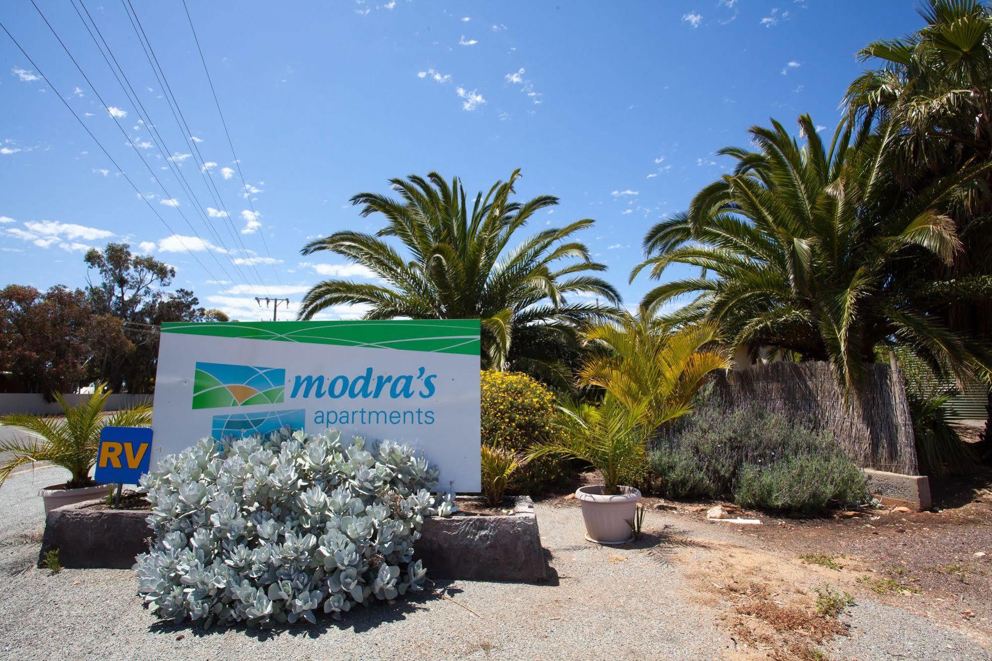 Modra'S Apartments Tumby Bay Exteriör bild